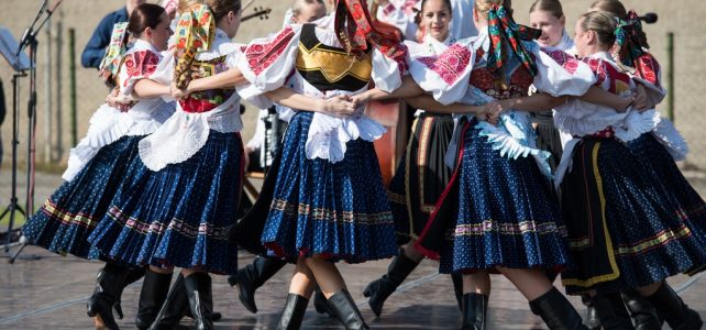 Tizennyolc ország részvételével rendezik meg a Summerfest Nemzetközi Folklórfesztivált