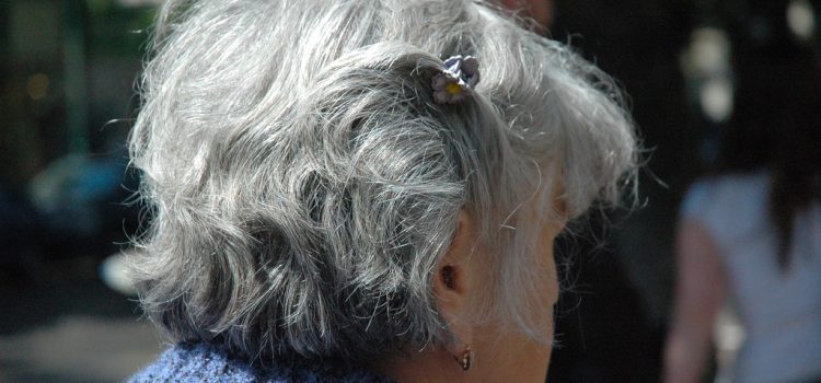 Akár 20 évvel is kitolhatja a menopauza kezdetét egy úttörő brit beavatkozás
