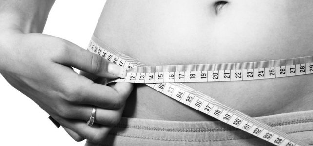 A véltél legalább kétszer jobban növeli a rák kockázatát az elhízás
