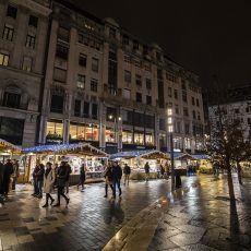 Advent – A megújult Vörösmarty téren várja az érdeklődőket a Budapesti Téli Fesztivál és Vásár