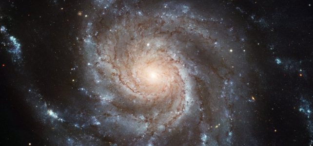 Először készült felvétel galaxisok ütközéséből eredő, nagy erejű anyagsugárról